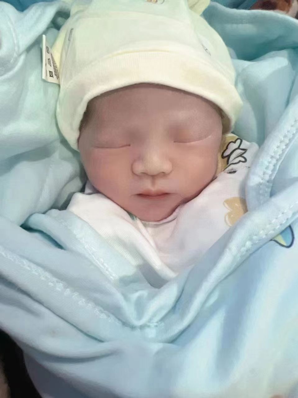 祝贺广西叶女士，定做包选性包成功方案成功圆梦抱子